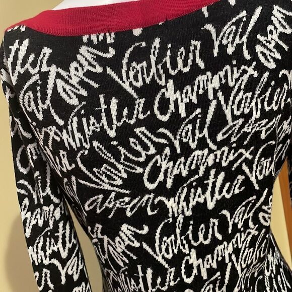 Krimson Klover Small Graphic Merino Wool Dress - Picture 9 of 9